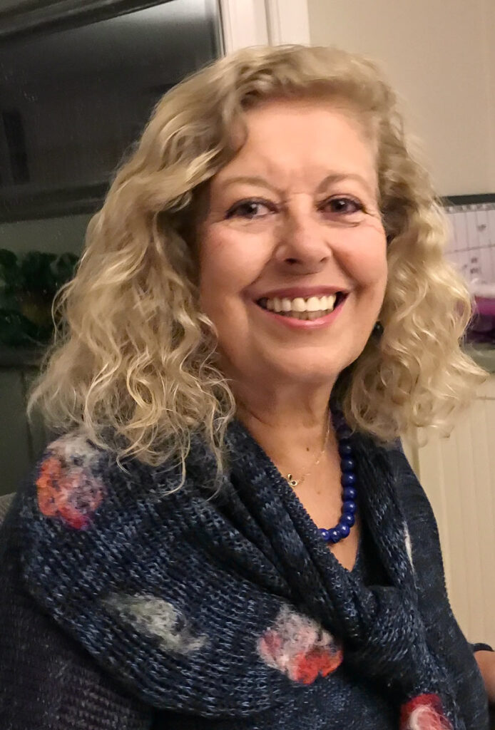 Ana María Cabanellas is a lawyer, publisher, and writer. She directs the Grupo Claridad