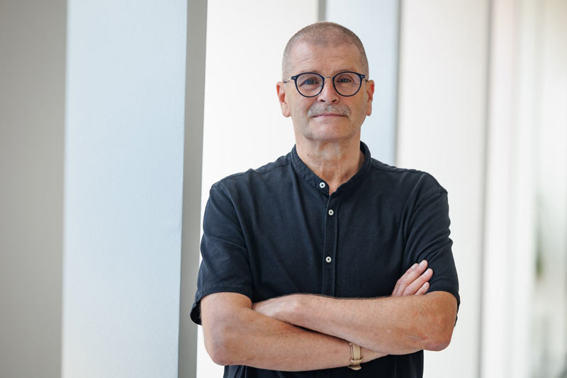 Miha Kovač is professor at the Department of Library and Information Science and Book Studies at the University of Ljubljana.